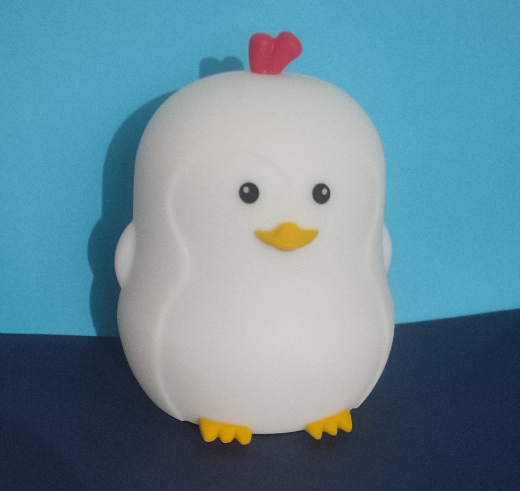 چراغ خواب سیلیکونی هفت رنگ شارژی طرح پنگوئن